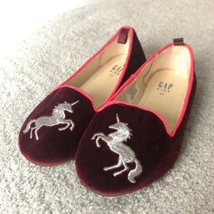 Gap Velvet Ballet Flats with Unicorn Stitching 11